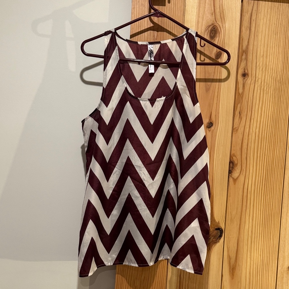 Chevron Patterned Sleeveless Top - Maroon and White